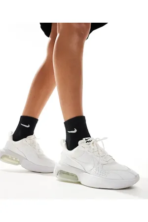 Nike Air Max Verona Trainers in