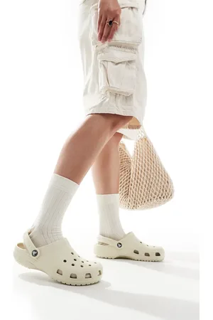 Crocs Unisex classic clogs in bone