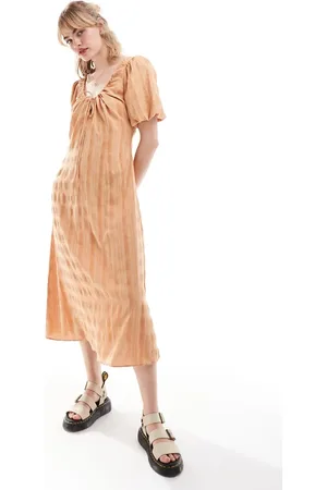Glamorous Keyhole detail check print midi dress in apricot