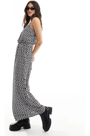 ONLY Strappy maxi dress with graphic print in