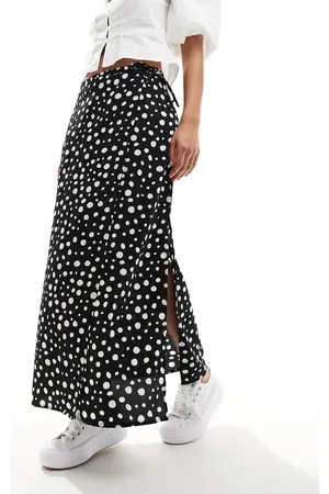 Monki Midi skirt with tie waist in with white dots