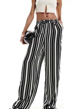 ONLY Wide leg trouser in black and white stripe