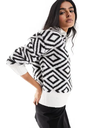 Pieces® Half zip jumper in black & white print