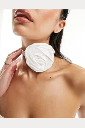 Kaiia Linen corsage choker in
