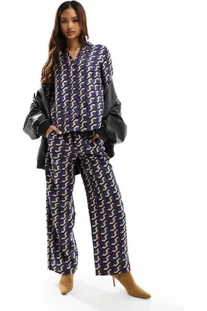 VERO MODA Satin trouser co-ord in geo print