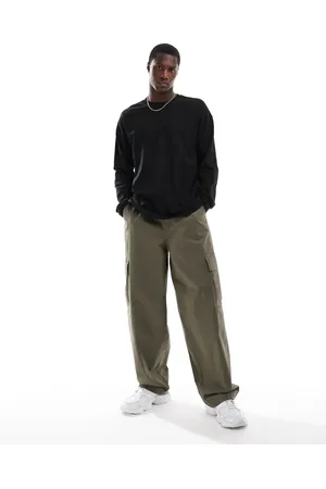 New Look Long sleeved oversized pocket t-shirt in