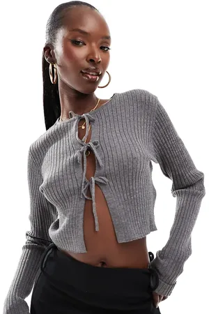 Simmi London Simmi knitted tie front top in charcoal