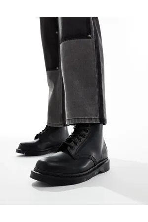 Dr. Martens 1460 mono 8 eye boots in smooth