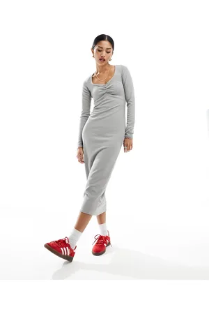 New Look Sweetheart ribbed midi dress in