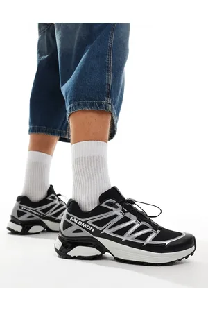 Salomon XT-Pathway 2 trainers in and silver