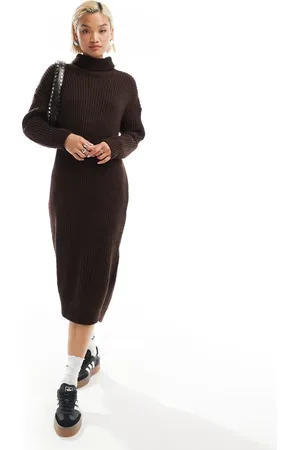 Glamorous Chunky knitted midi dress in chocolate