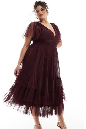 Lace & Beads Bridesmaid Madison v neck tulle midi dress in plum