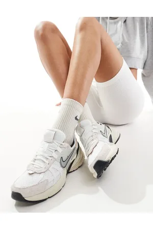 Nike V2K trainers in white