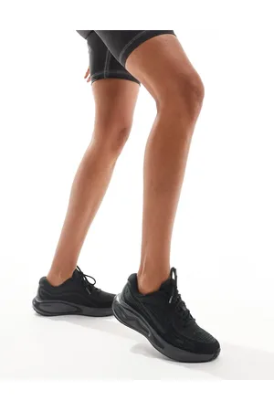 Nike Journey Run trainers in triple