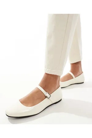 New Look Flat ballet mary jane in cream