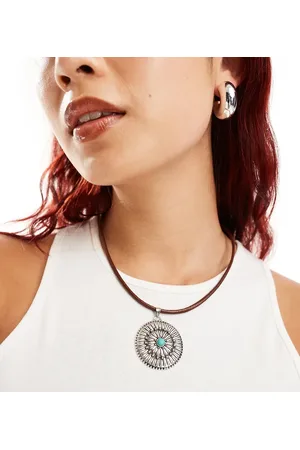 DesignB London Cord choker necklace with boho disc pendant in