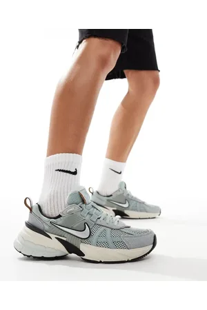 Nike V2K trainers in and black