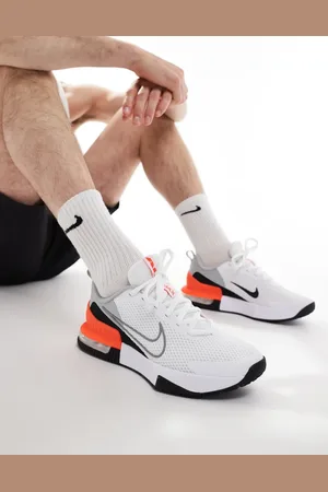 Nike Air Max Alpha 6 trainers in and red
