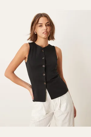 New Look Crew neck button down jersey waistcoat in