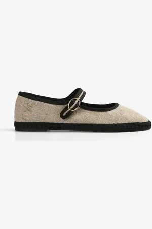 SCALPERS Rustic strap slipper in
