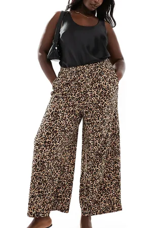 Yours Wide leg pull on trousers in leopard print