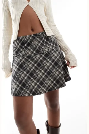 Noisy May Elasticated mini skirt in check