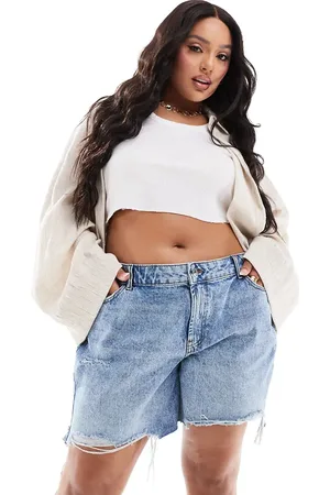 Noisy May Straight leg ripped denim short in lightwash
