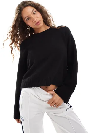 Monki Round neck relaxed knitted sweater in
