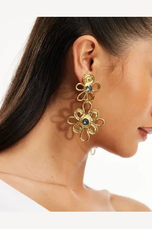 petit moments Flower drop earrings in