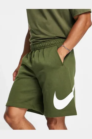 Nike Club shorts in khaki