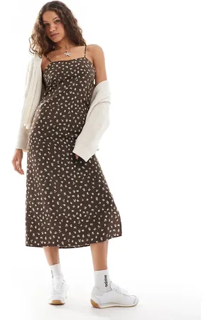 Monki Strappy maxi dress in ditsy floral print
