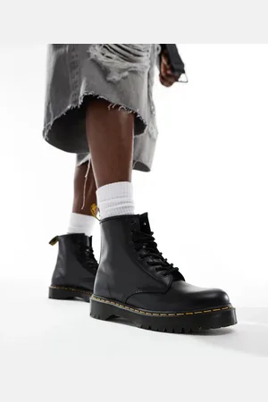 Dr. Martens 1460 Bex 8 eye boots in smooth