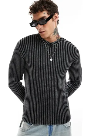 Weekday Morris slim v neck jumper in washed