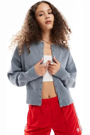 Daisy Street Fitted waist cardigan in school