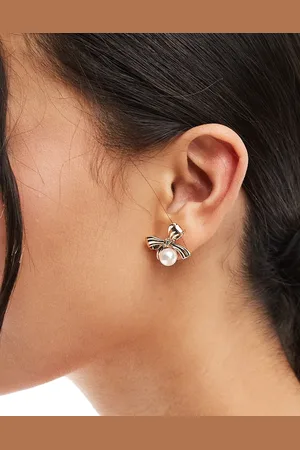 True Decadence Pearl and bow stud earrings in