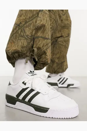 adidas Rivalry low trainers in /black