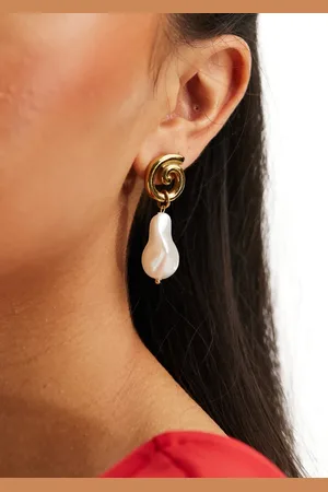 petit moments Swirl pearl drop waterproof stainless steel earrings in