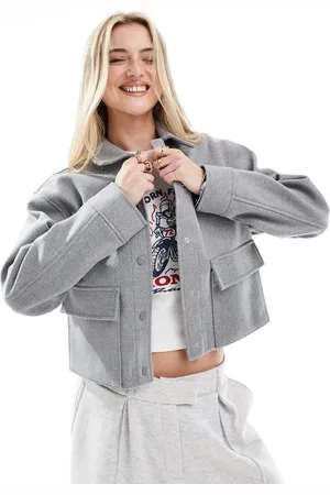 New Look Cropped shacket with pockets in