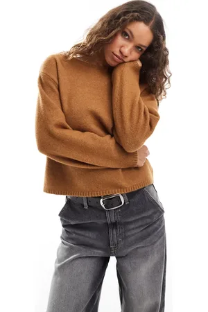 Monki Knitted top with off shoulder boat neck in melange