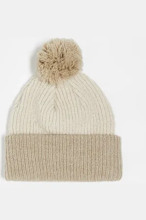 New Era Block pom beanie in beige