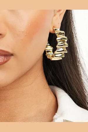 petit moments Ribbon hoop earrings in