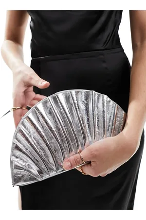 True Decadence Metallic pleated clutch bag in