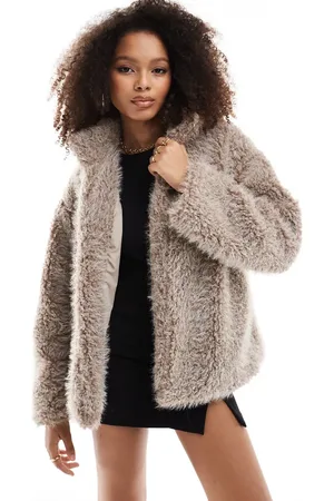 Y.A.S Fluffy short teddy jacket in beige - BEIGE