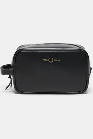 Fred Perry Leather washbag in