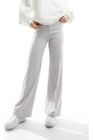 Bershka Wide leg tailored trousers in pale