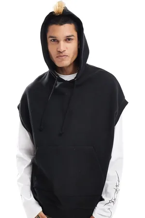 COLLUSION Sleeveless vest hoodie in with fur trim hood and print