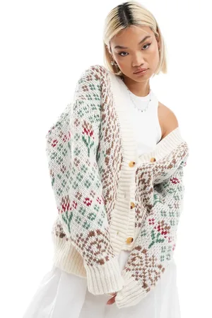 Bailey Rose Chunky vintage style cardigan in cream rose knit