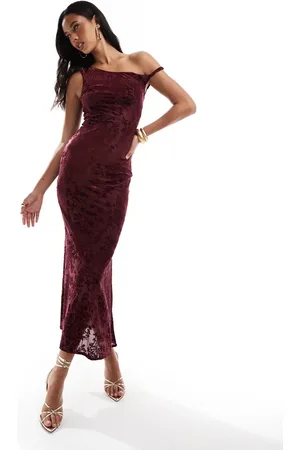 Kaiia Devore off shoulder maxi dress in print