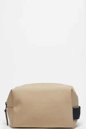 Rains Waterproof wash bag small in sand