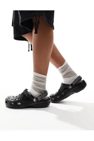 Crocs Croc classic studded clog in